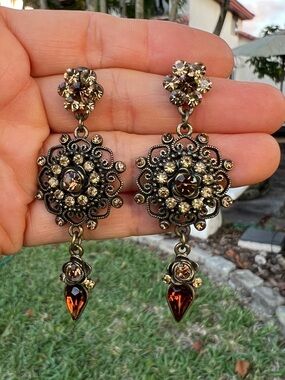 Vintage-Inspired Teardrop Dangle Faceted Amber-brown Crystal Drop Earrings